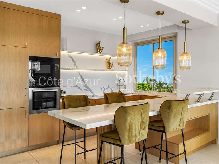 Apartment with Sea view Cannes - 2 bedrooms - 97m²