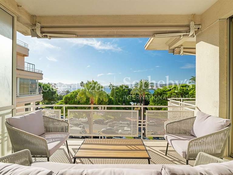 Apartment with Sea view Cannes - 2 bedrooms - 97m²