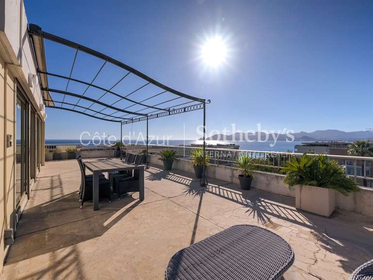 Apartment with Sea view Cannes - 3 bedrooms - 116m²