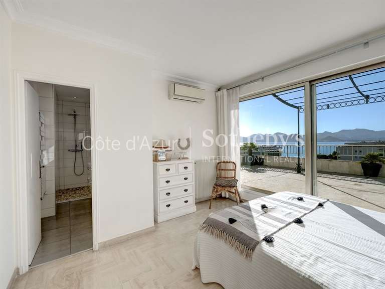 Apartment with Sea view Cannes - 3 bedrooms - 116m²