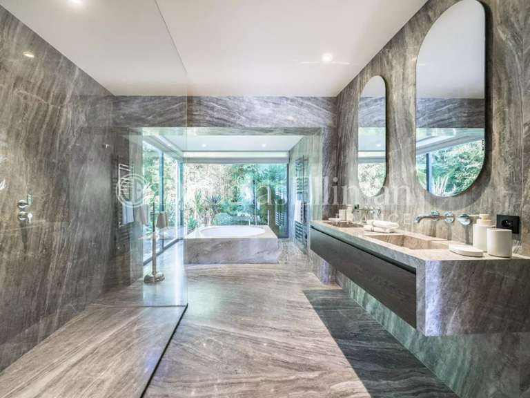 Apartment with Sea view Cannes - 4 bedrooms - 317m²