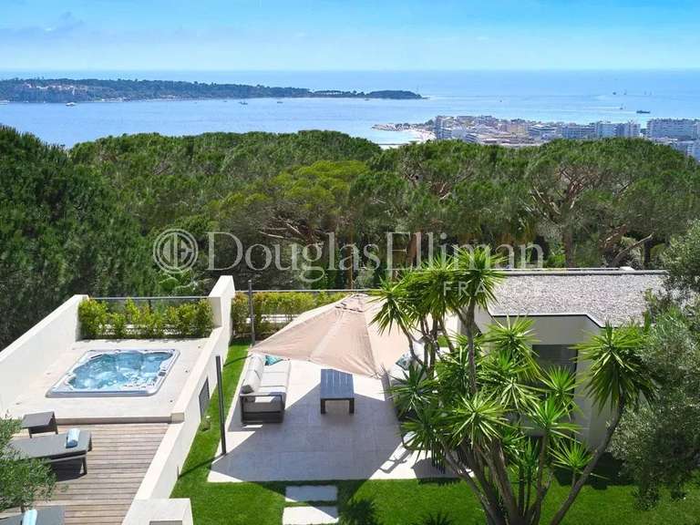 Apartment with Sea view Cannes - 4 bedrooms - 317m²