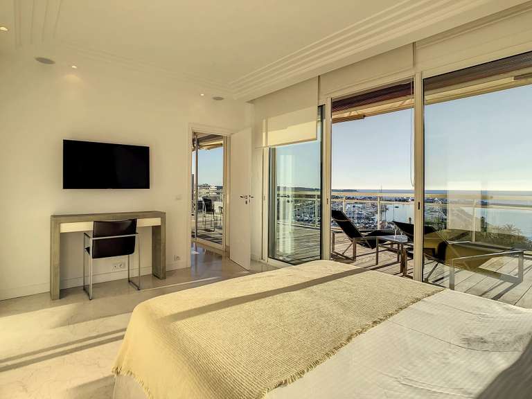 Apartment with Sea view Cannes - 2 bedrooms - 90m²