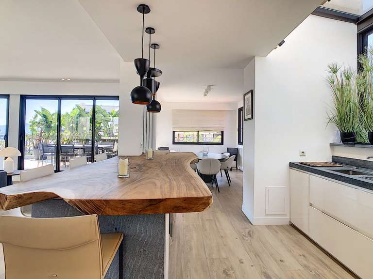 Apartment with Sea view Cannes - 2 bedrooms - 125m²