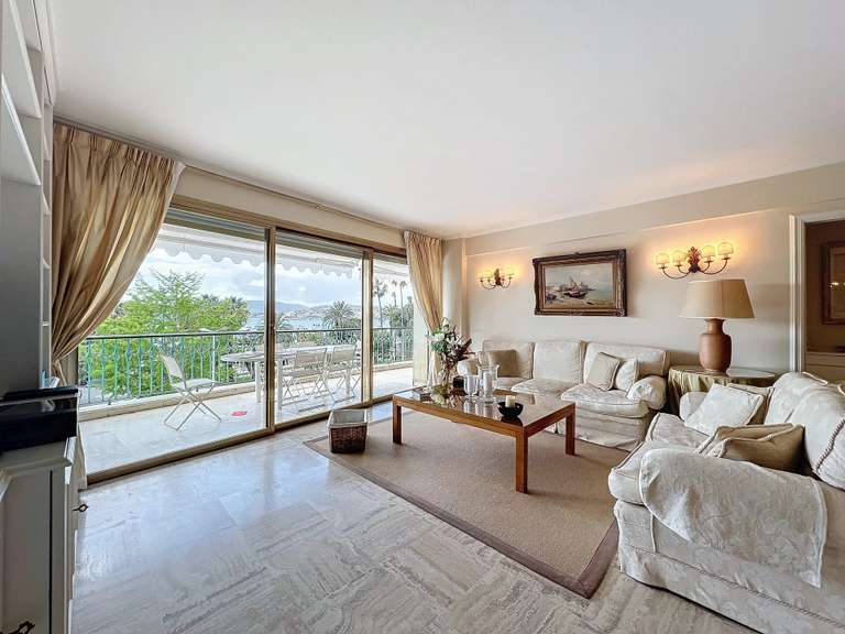 Apartment with Sea view Cannes - 3 bedrooms - 120m²
