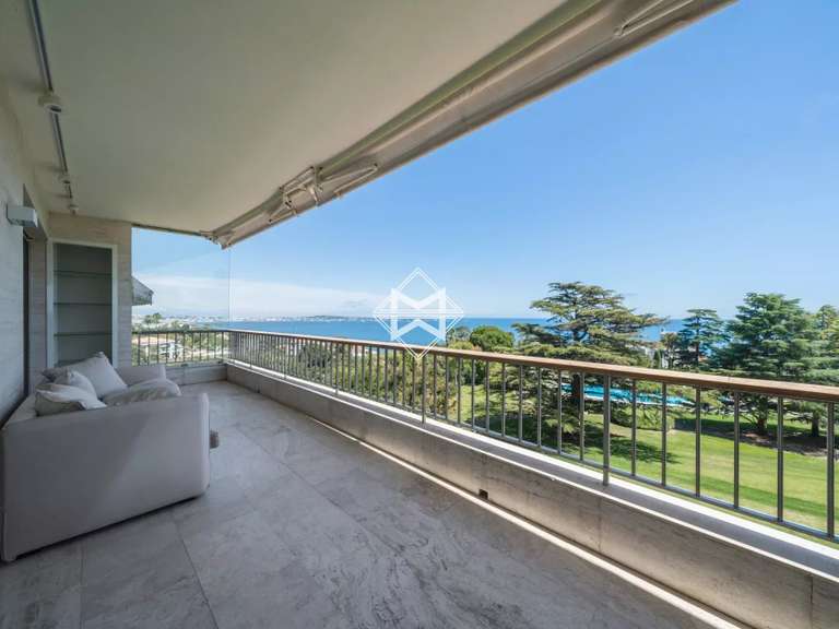 Appartement avec Vue sur mer Cannes - 3 chambres - 104m²