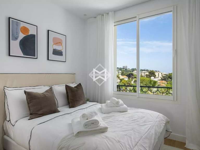 Apartment with Sea view Cannes - 4 bedrooms - 120m²