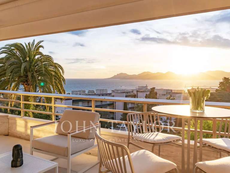 Appartement avec Vue sur mer Cannes - 3 chambres - 100m²