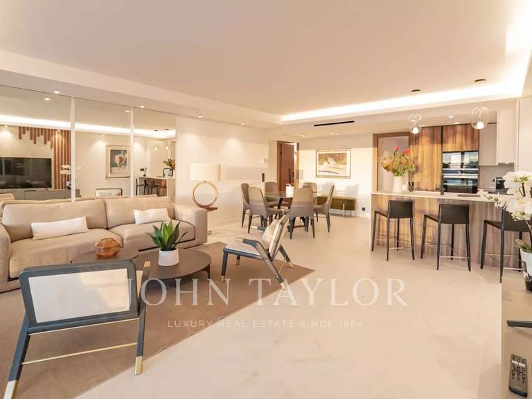 Apartment with Sea view Cannes - 4 bedrooms - 140m²