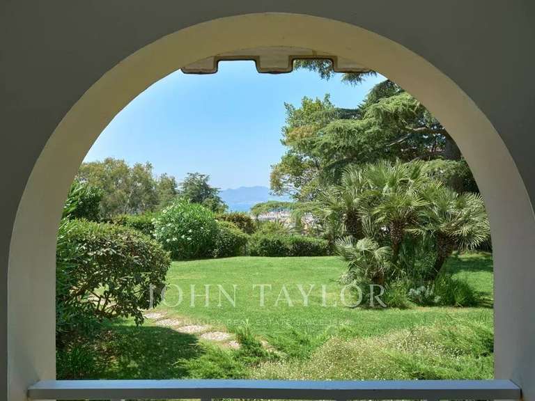 Apartment with Sea view Cannes - 4 bedrooms - 140m²