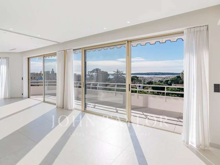 Apartment with Sea view Cannes - 4 bedrooms - 213m²