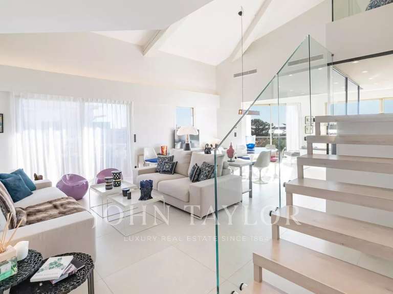 Apartment with Sea view Cannes - 4 bedrooms - 213m²