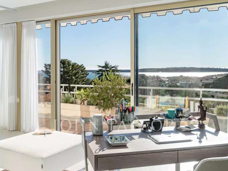Apartment with Sea view Cannes - 4 bedrooms - 213m²