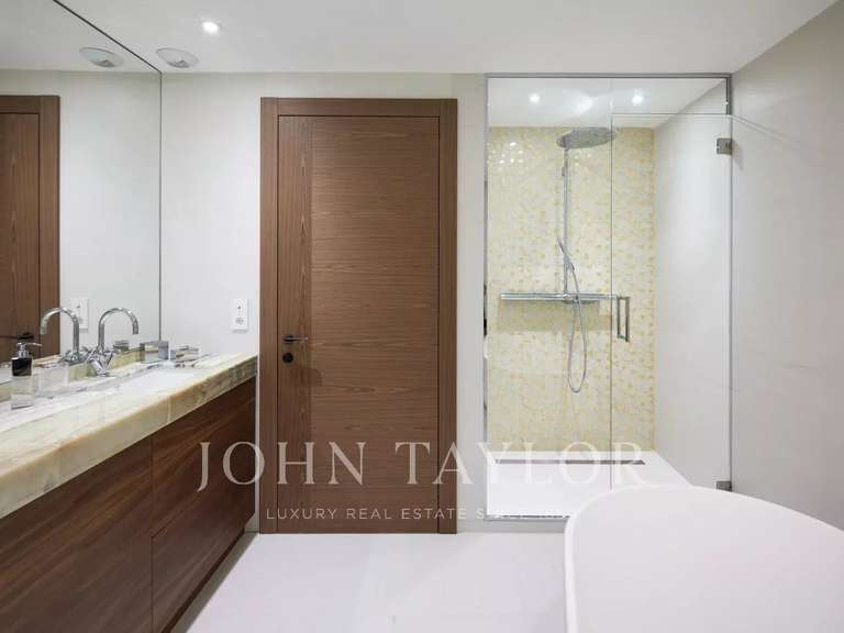 Apartment with Sea view Cannes - 3 bedrooms - 150m²