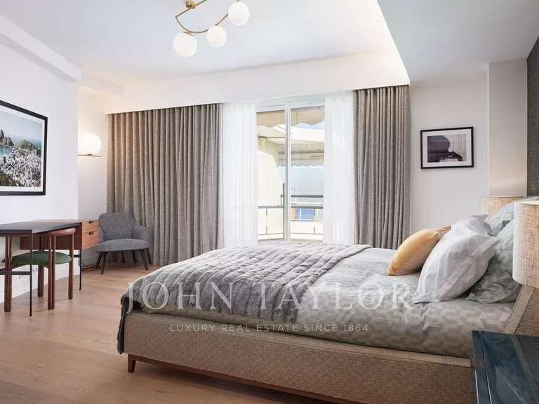 Apartment with Sea view Cannes - 3 bedrooms - 150m²