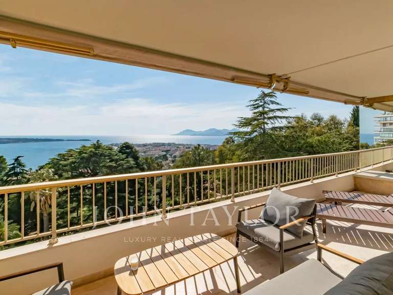 Apartment with Sea view Cannes - 2 bedrooms - 114m²