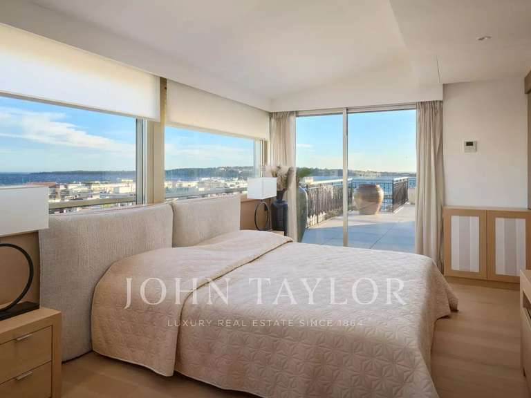 Apartment with Sea view Cannes - 5 bedrooms - 208m²