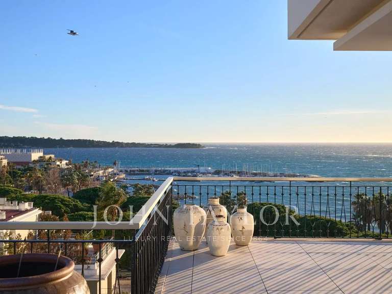 Apartment with Sea view Cannes - 5 bedrooms - 208m²