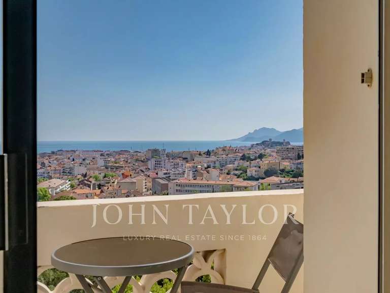 Apartment with Sea view Cannes - 3 bedrooms - 147m²