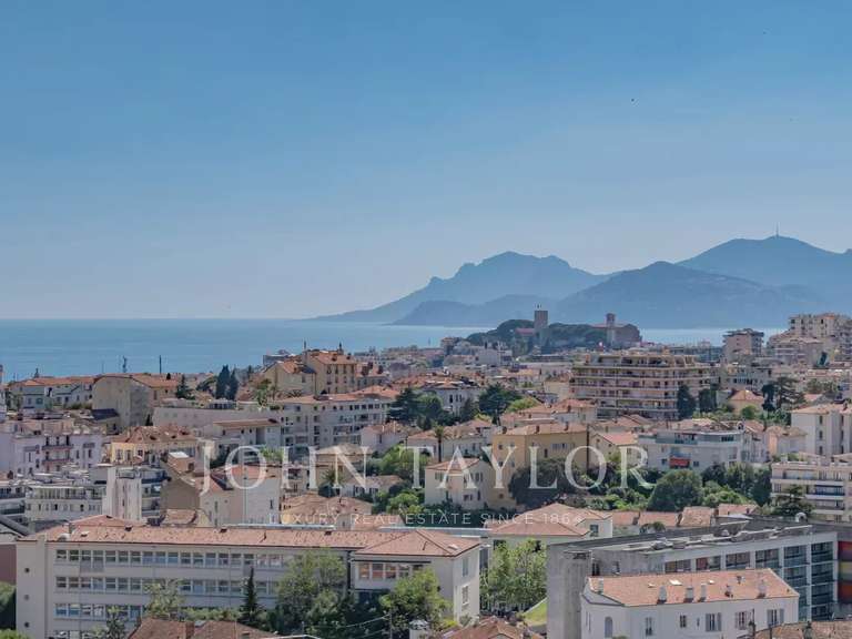 Apartment with Sea view Cannes - 3 bedrooms - 147m²