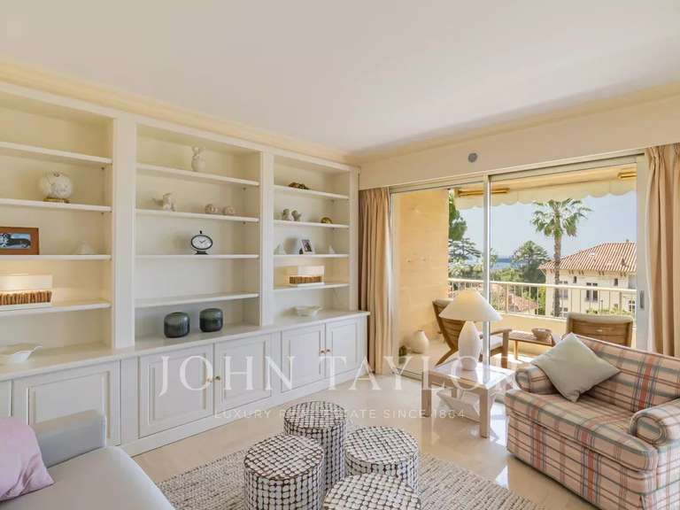 Apartment with Sea view Cannes - 3 bedrooms - 120m²