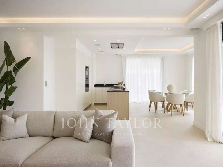 Apartment with Sea view Cannes - 2 bedrooms - 108m²