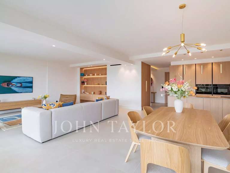 Apartment with Sea view Cannes - 2 bedrooms - 122m²