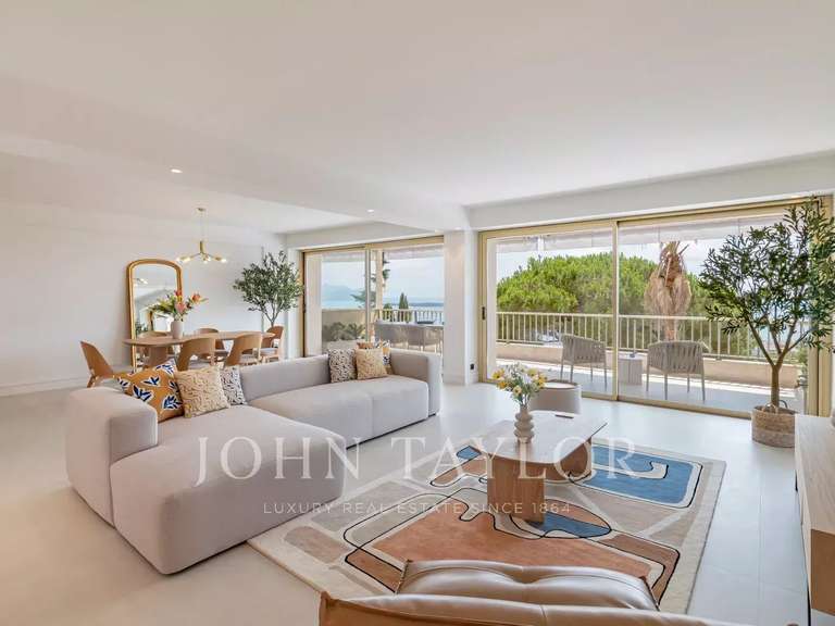 Apartment with Sea view Cannes - 2 bedrooms - 122m²