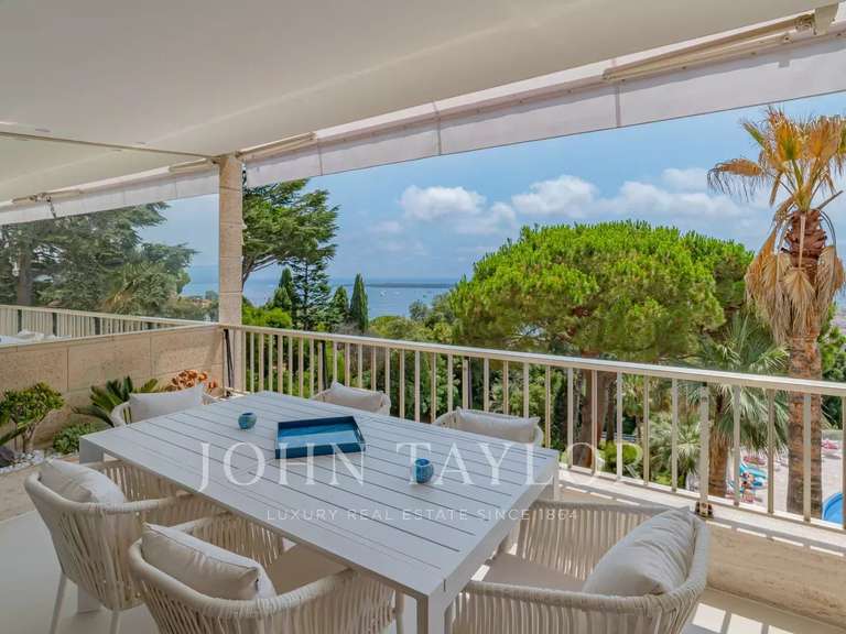 Apartment with Sea view Cannes - 2 bedrooms - 122m²