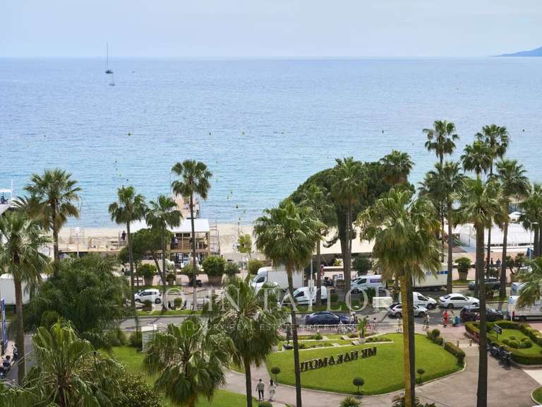 Apartment with Sea view Cannes - 2 bedrooms - 125m²