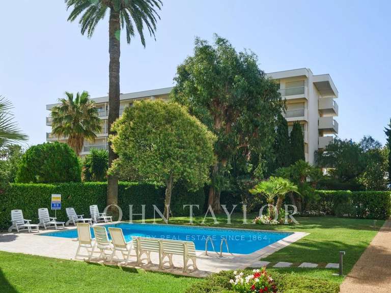 Apartment with Sea view Cannes - 3 bedrooms - 101m²