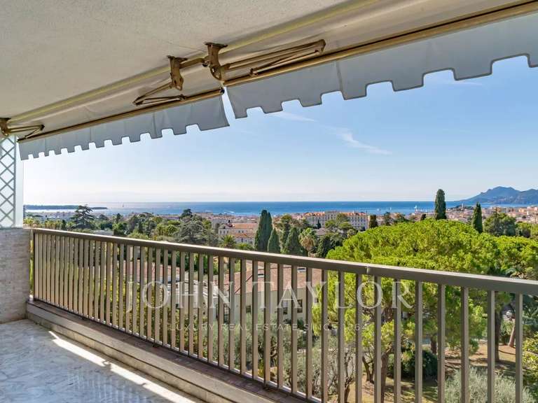 Apartment with Sea view Cannes - 2 bedrooms - 106m²
