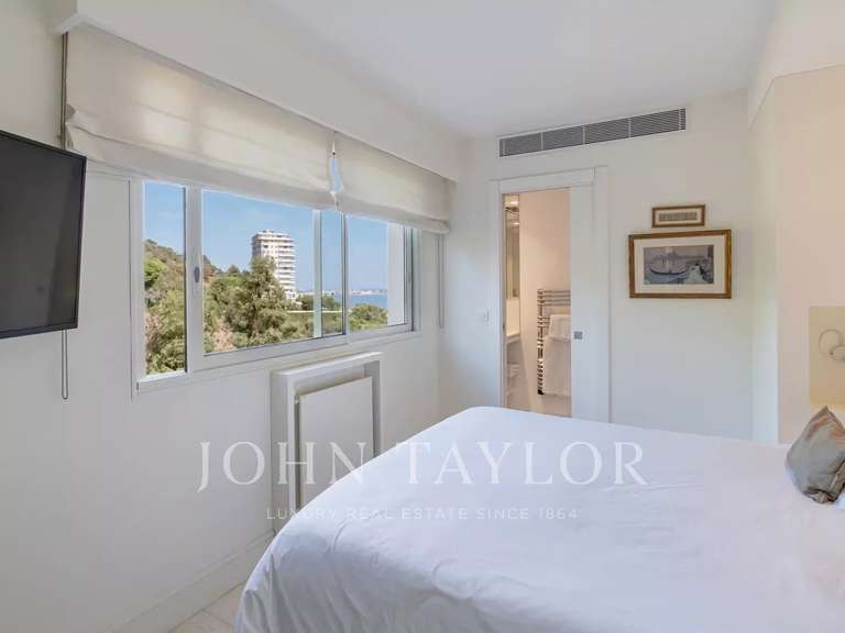 Apartment with Sea view Cannes - 2 bedrooms - 110m²