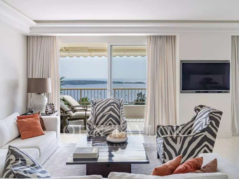 Apartment with Sea view Cannes - 2 bedrooms - 110m²