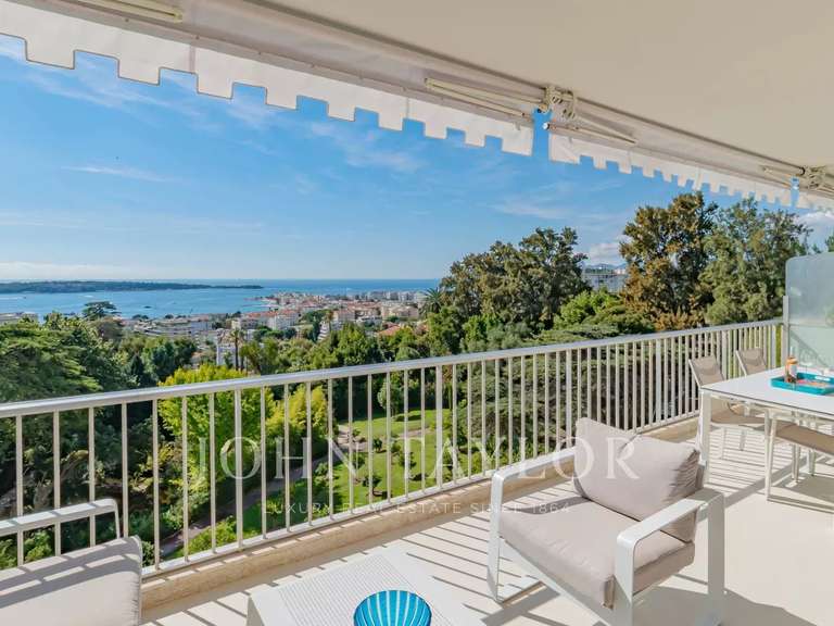 Apartment with Sea view Cannes - 3 bedrooms - 105m²