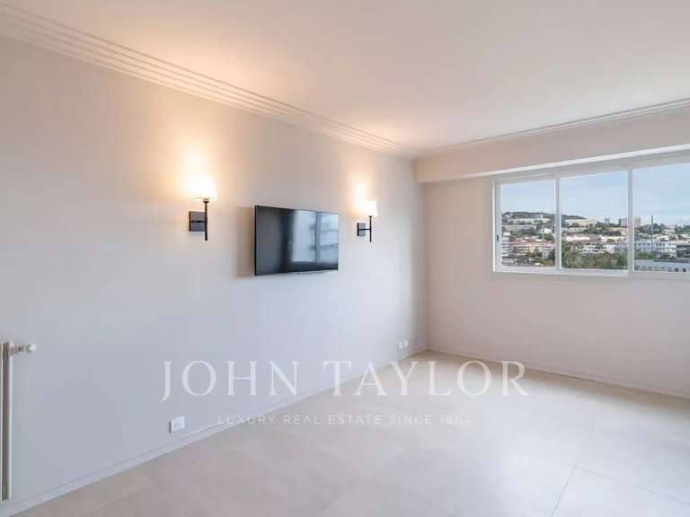 Apartment with Sea view Cannes - 2 bedrooms - 96m²
