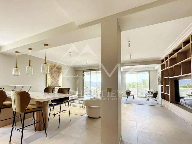 Apartment with Sea view Cannes - 2 bedrooms - 95m²