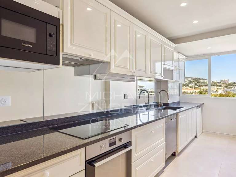 Apartment with Sea view Cannes - 2 bedrooms - 96m²