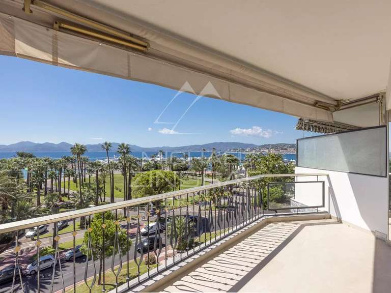 Apartment with Sea view Cannes - 2 bedrooms - 96m²