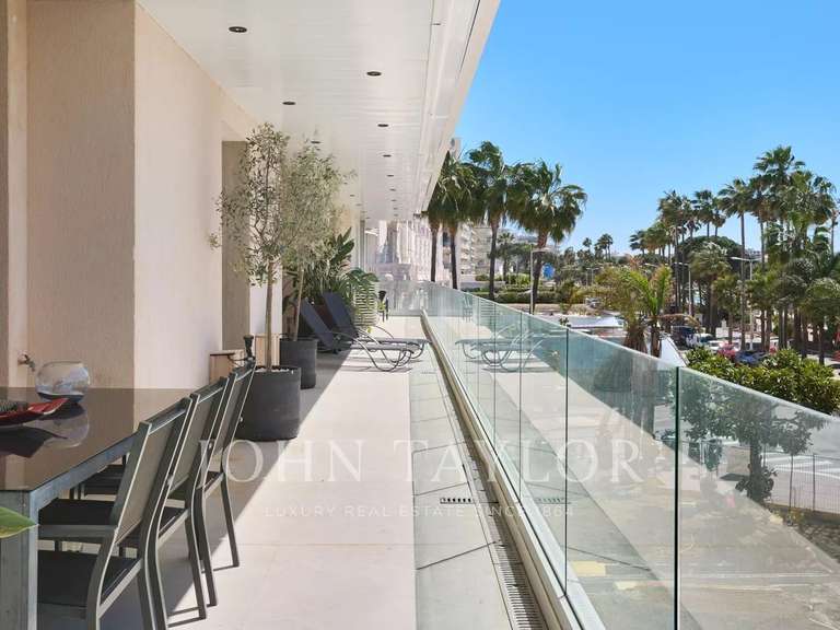 Apartment with Sea view Cannes - 4 bedrooms - 200m²