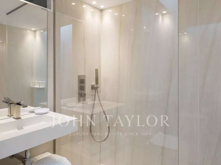 Apartment with Sea view Cannes - 3 bedrooms - 140m²