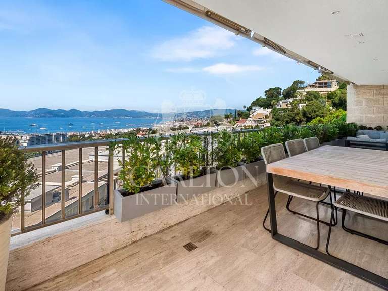 Apartment with Sea view Cannes - 3 bedrooms - 157m²