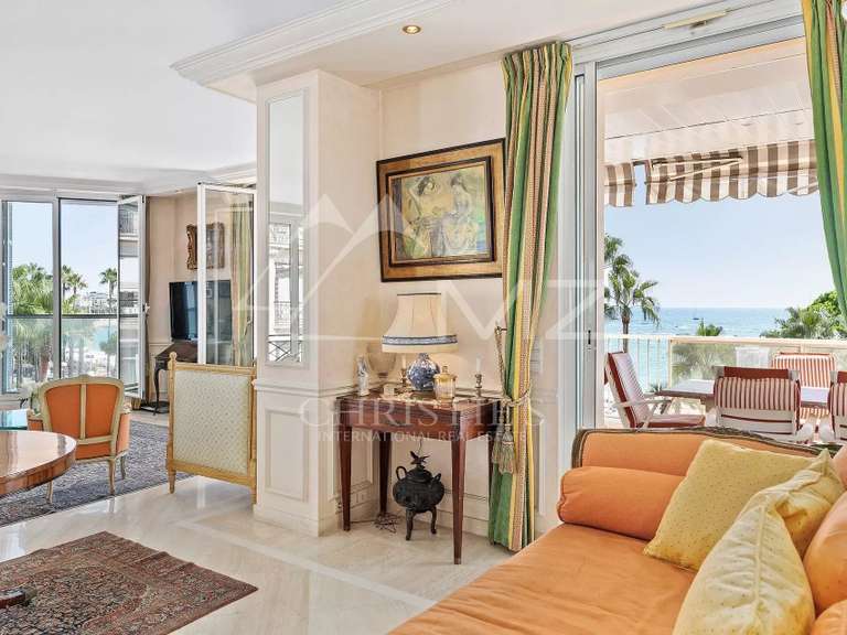 Apartment with Sea view Cannes - 3 bedrooms - 150m²