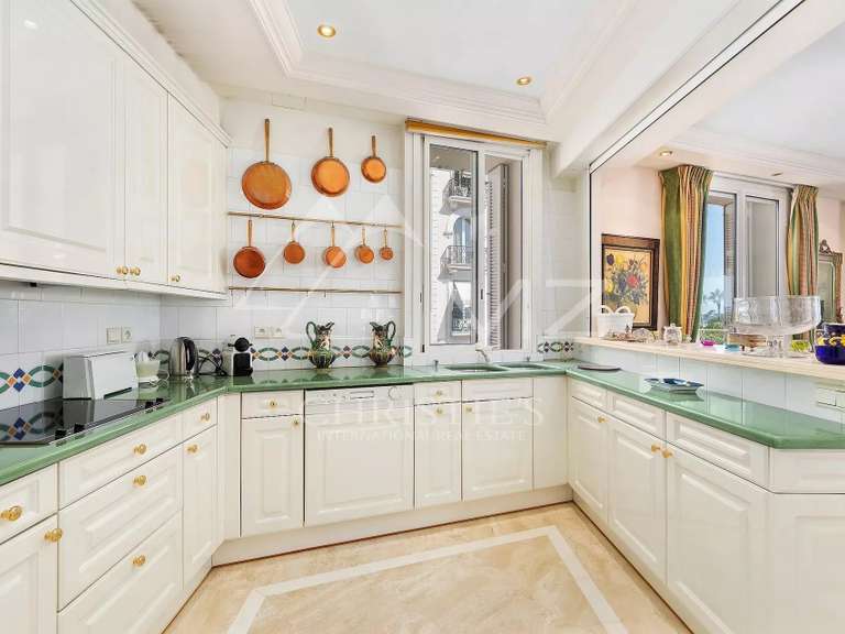 Apartment with Sea view Cannes - 3 bedrooms - 150m²