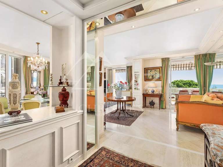 Apartment with Sea view Cannes - 3 bedrooms - 150m²