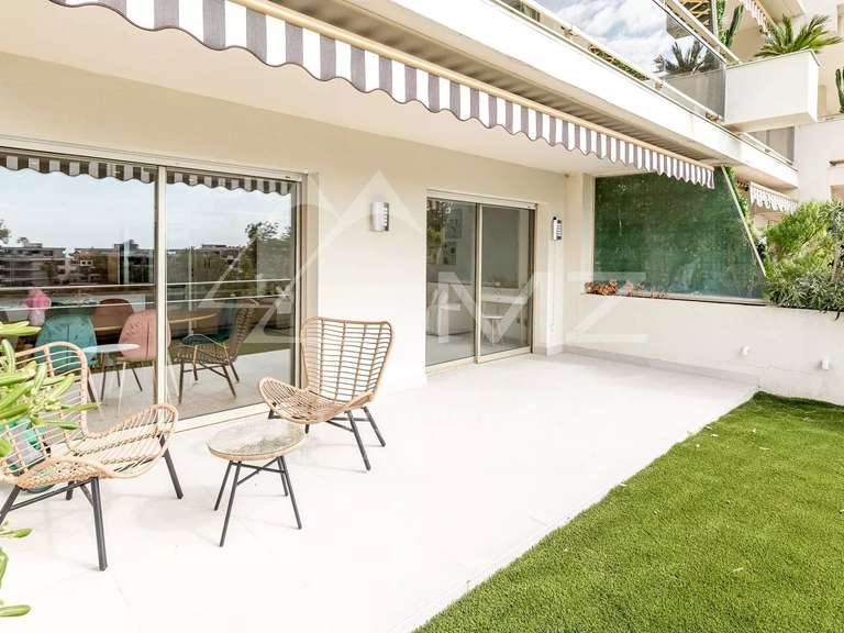 Apartment with Sea view Cannes - 77m²