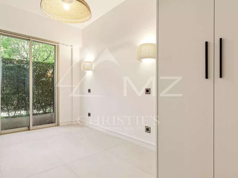 Apartment with Sea view Cannes - 77m²