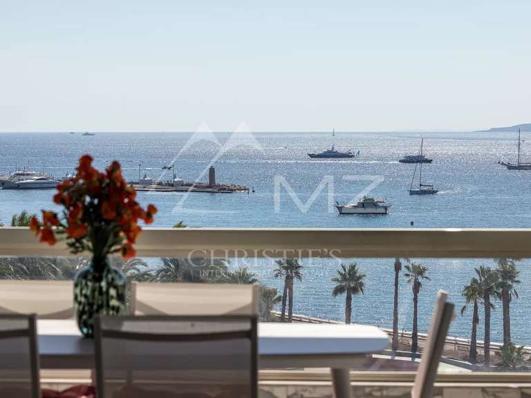 Apartment with Sea view Cannes - 2 bedrooms - 88m²