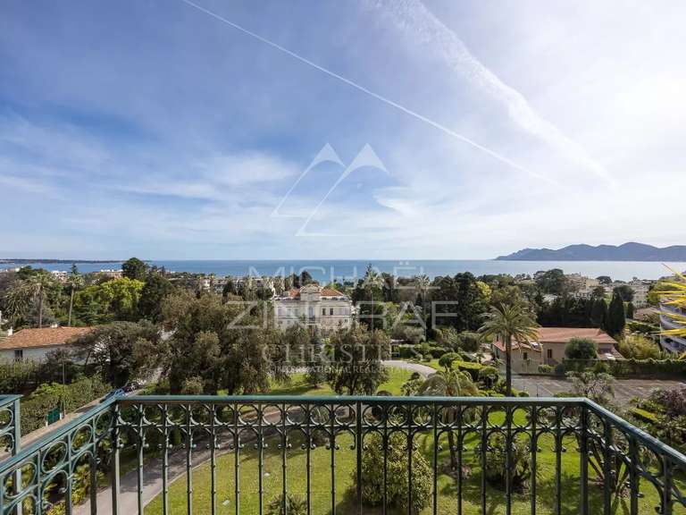 Apartment with Sea view Cannes - 2 bedrooms - 90m²