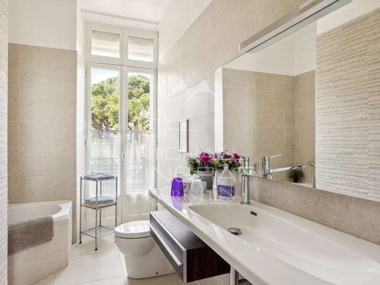 Apartment with Sea view Cannes - 2 bedrooms - 90m²